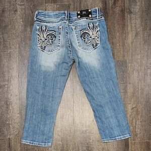 Women's Miss Me Capri